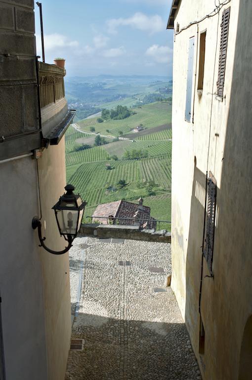 Di-Vinodormire La Morra Extérieur photo